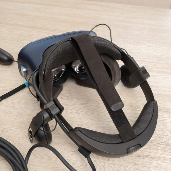 HTC Vive Cosmos : casque de réalité virtuelle